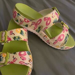 DANSKO   COMFY PRINT LADIES MULES - Green and Pink   Size 37  (7)